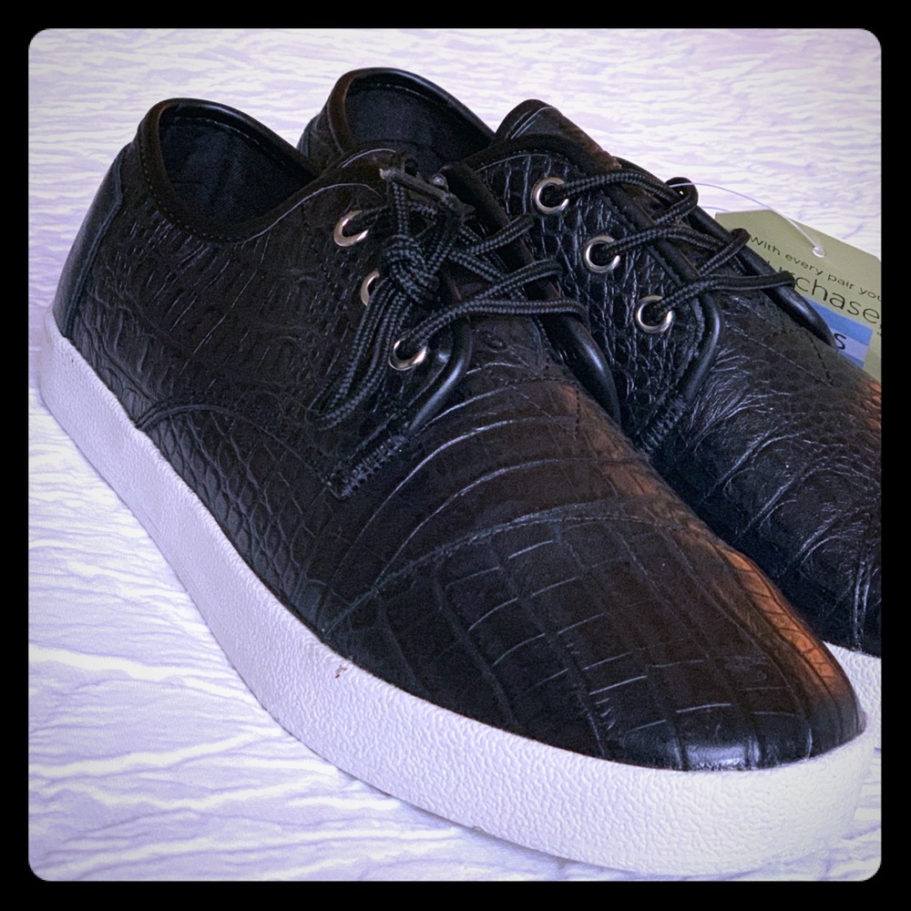 Men’s Toms Paseo